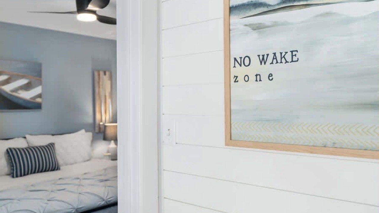 Photo of Bedroom in Tool