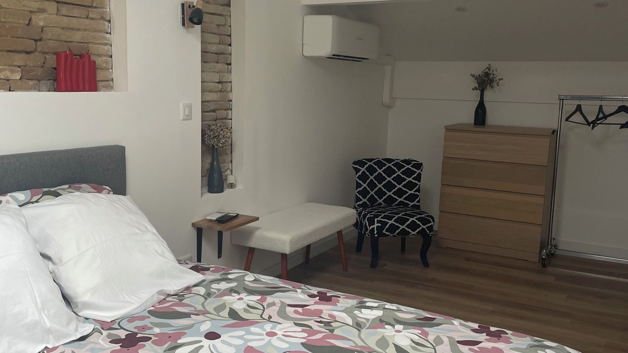 Photo of Bedroom in Pechbonnieu