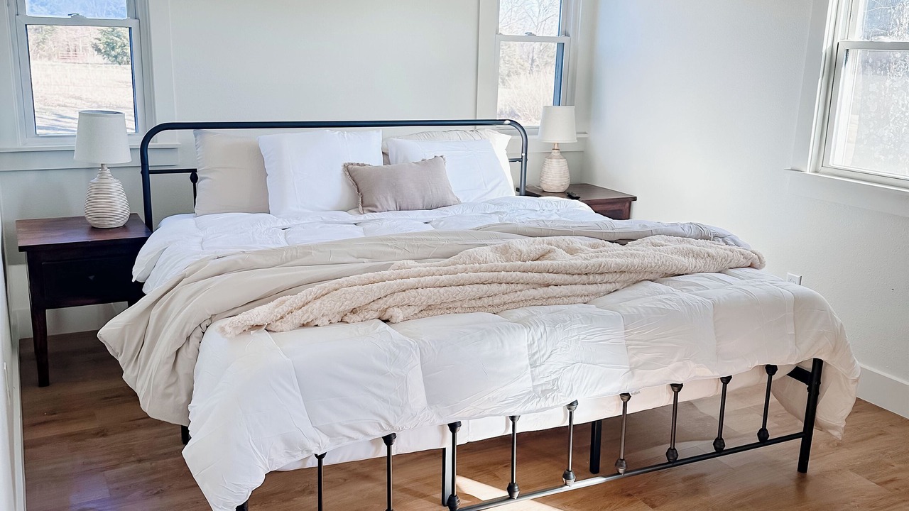 Photo of Bedroom in Brookline Station