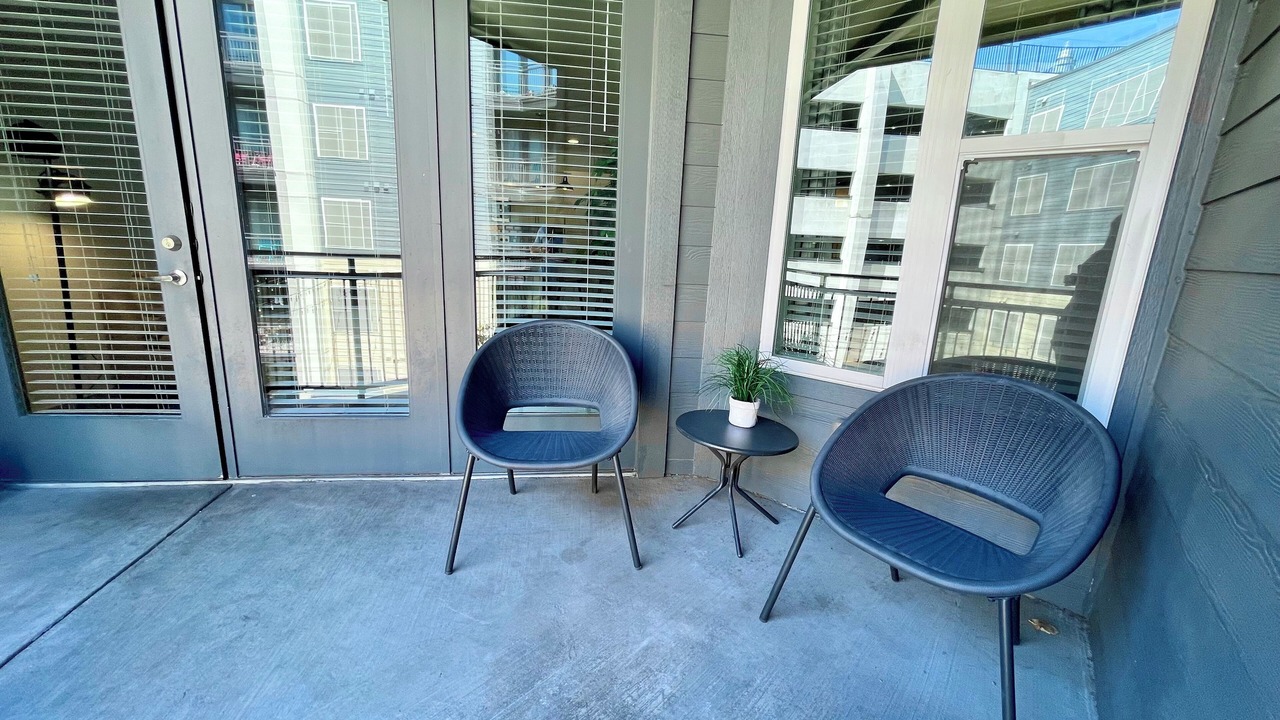 Photo of Patio Balcony in Addison