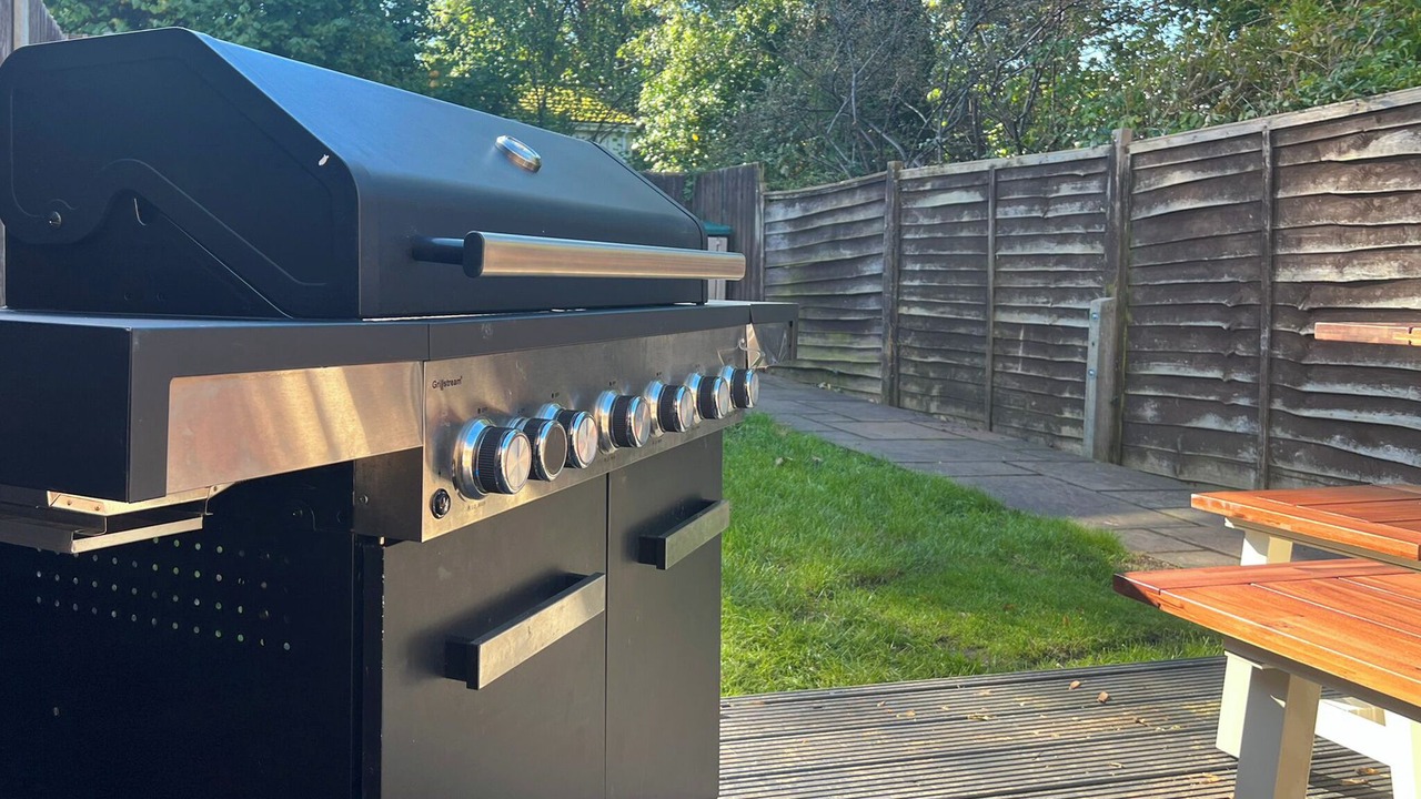 Photo of Outdoor in Epsom