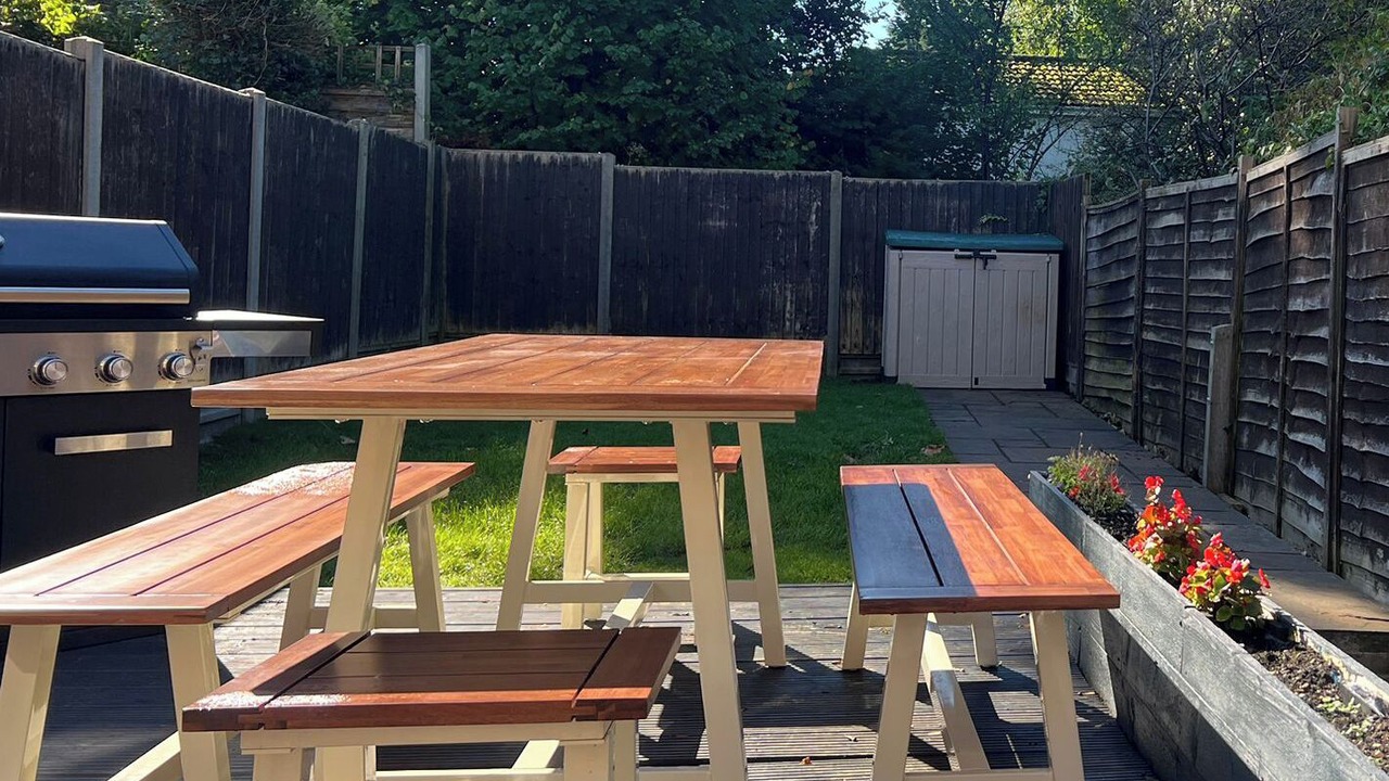 Photo of Outdoor in Epsom