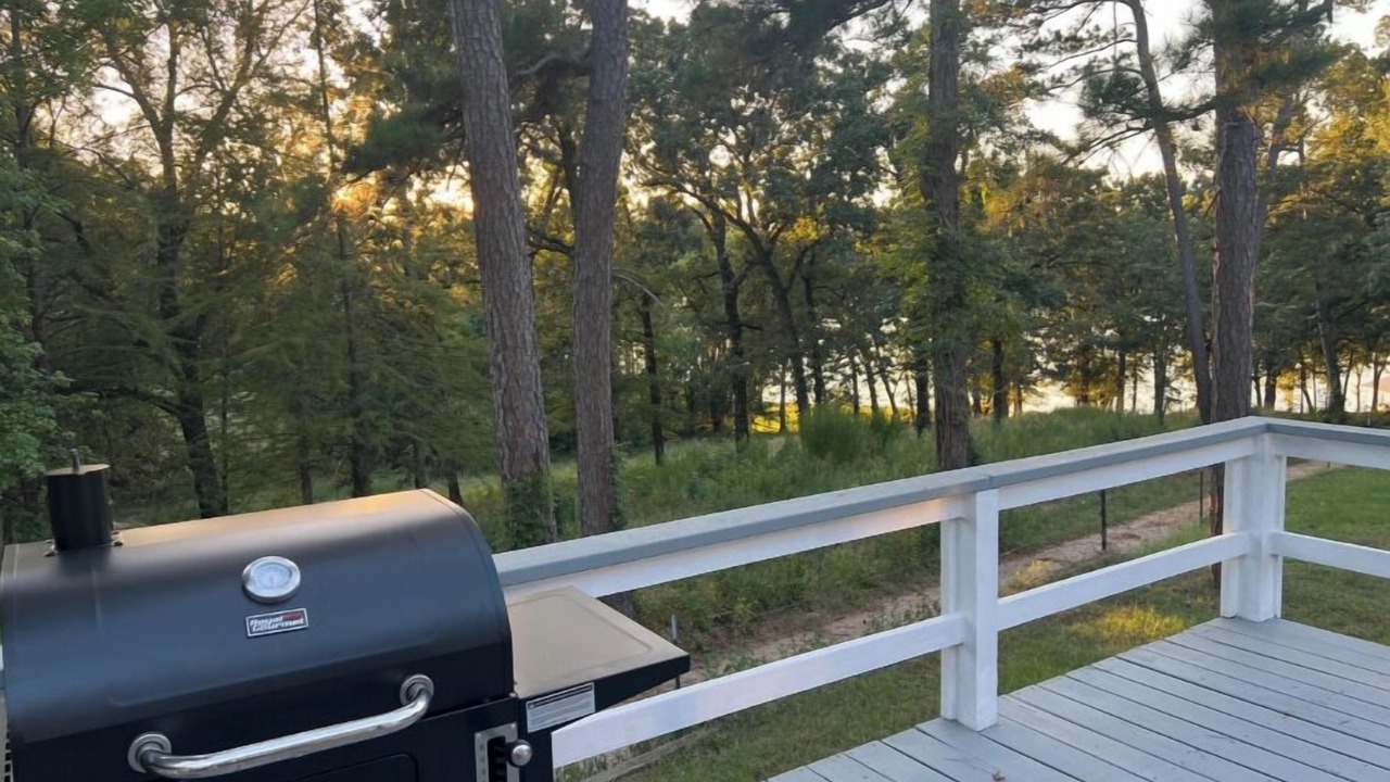 Photo of Outdoor in Scroggins