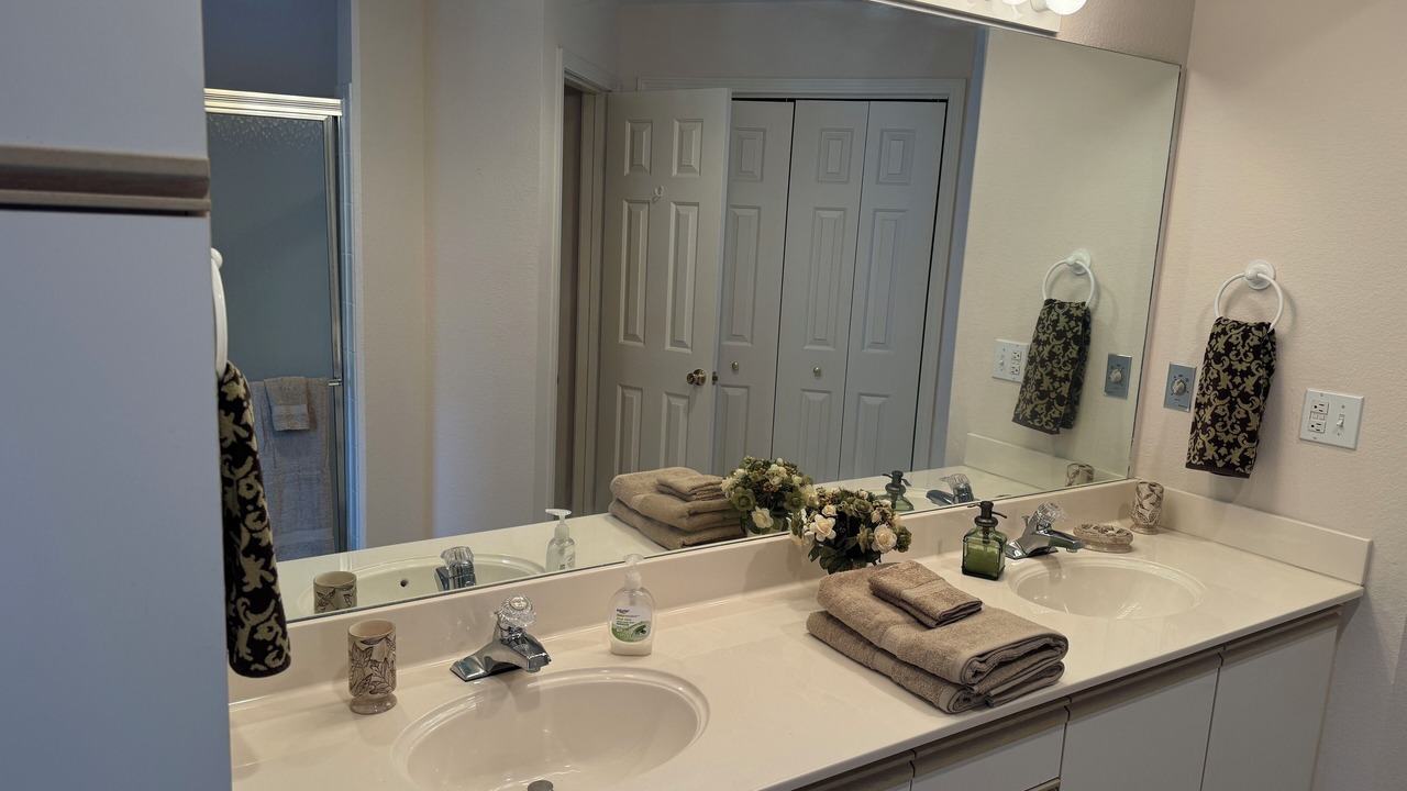 Photo of Bathroom in Kimberling City
