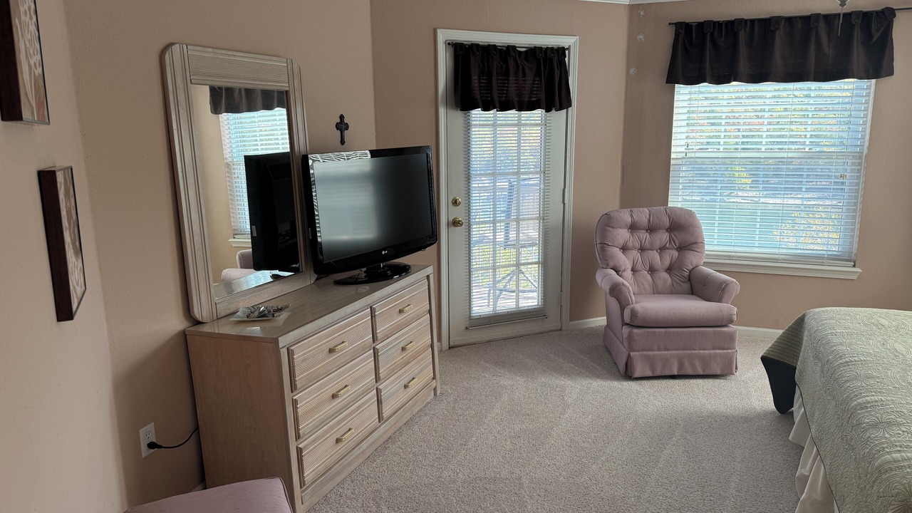 Photo of Bedroom in Kimberling City