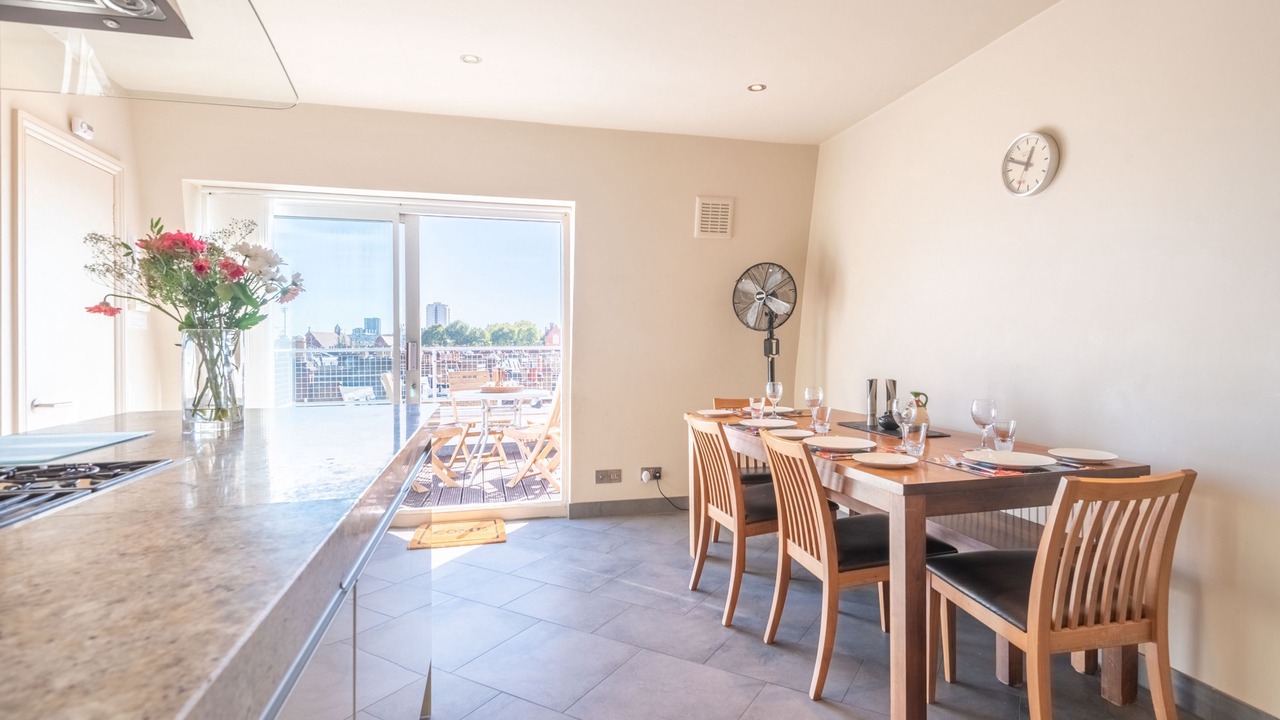 Photo of Others in Parsons Green and Walham