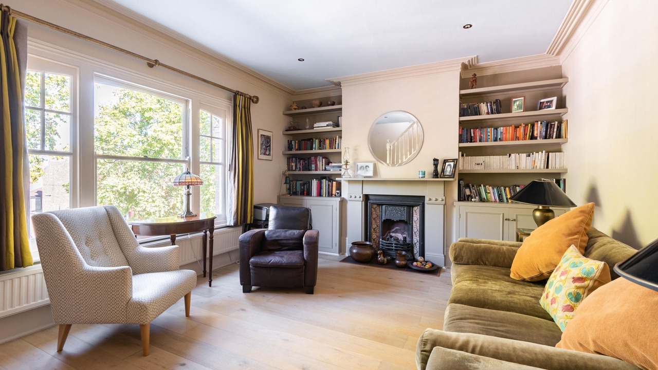 Photo of Livingroom in Parsons Green and Walham