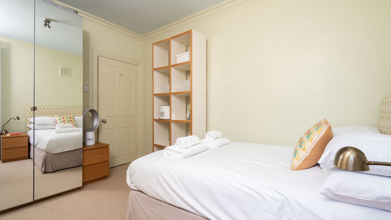 Photo of Bedroom in Parsons Green and Walham