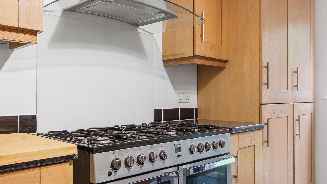 Photo of Kitchen in Epsom