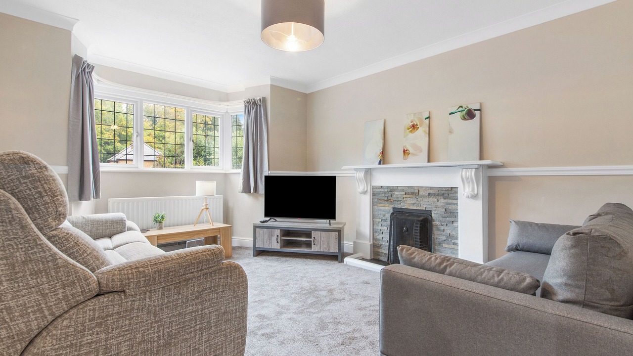 Photo of Livingroom in Epsom