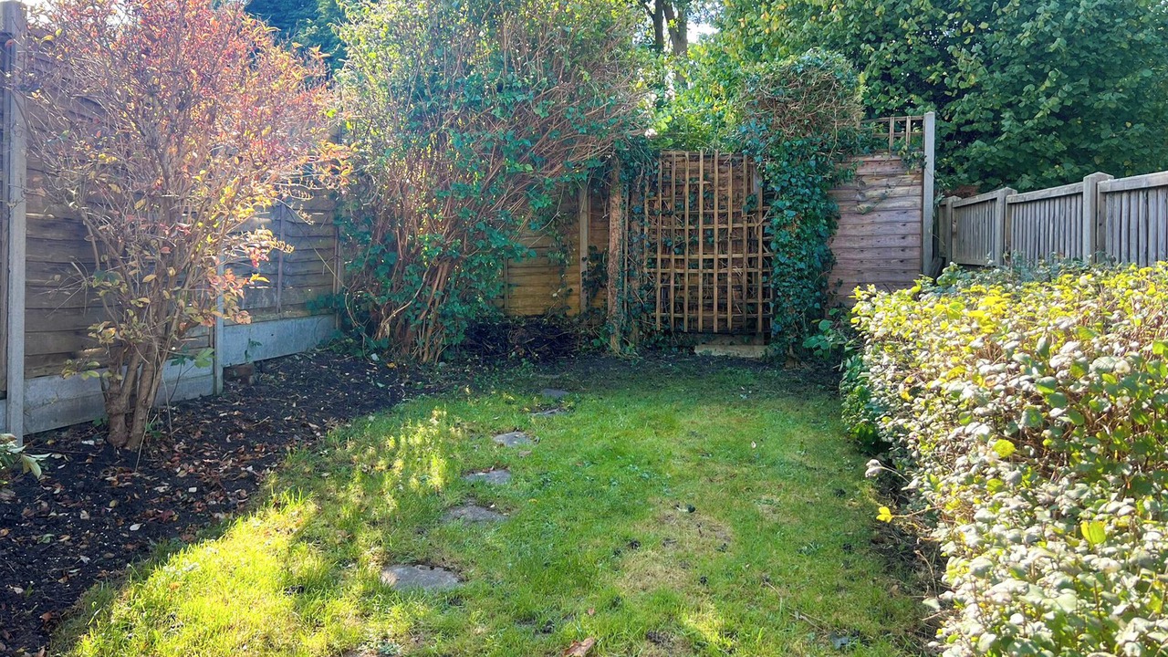 Photo of Outdoor in Epsom