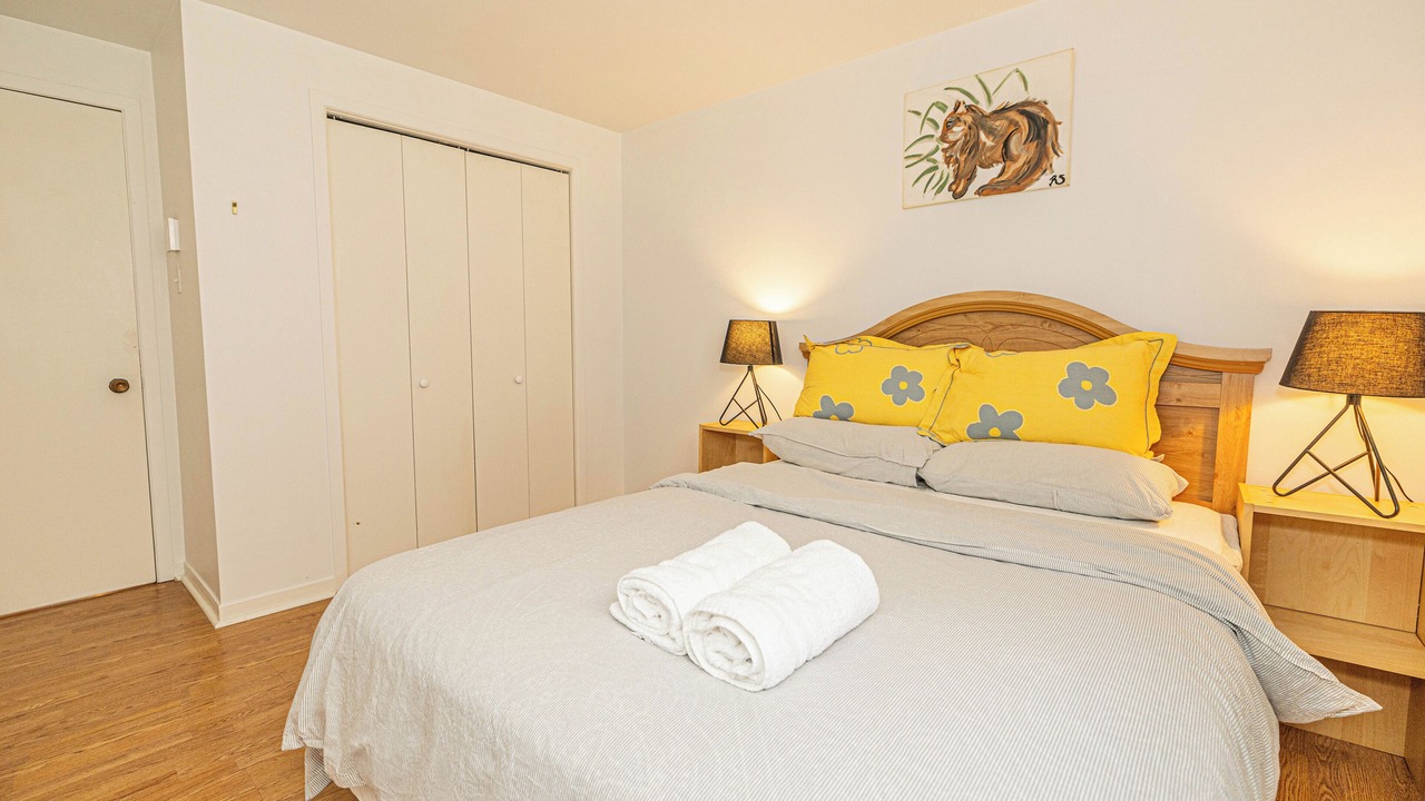 Photo of Bedroom in Nouveau-Rosemont