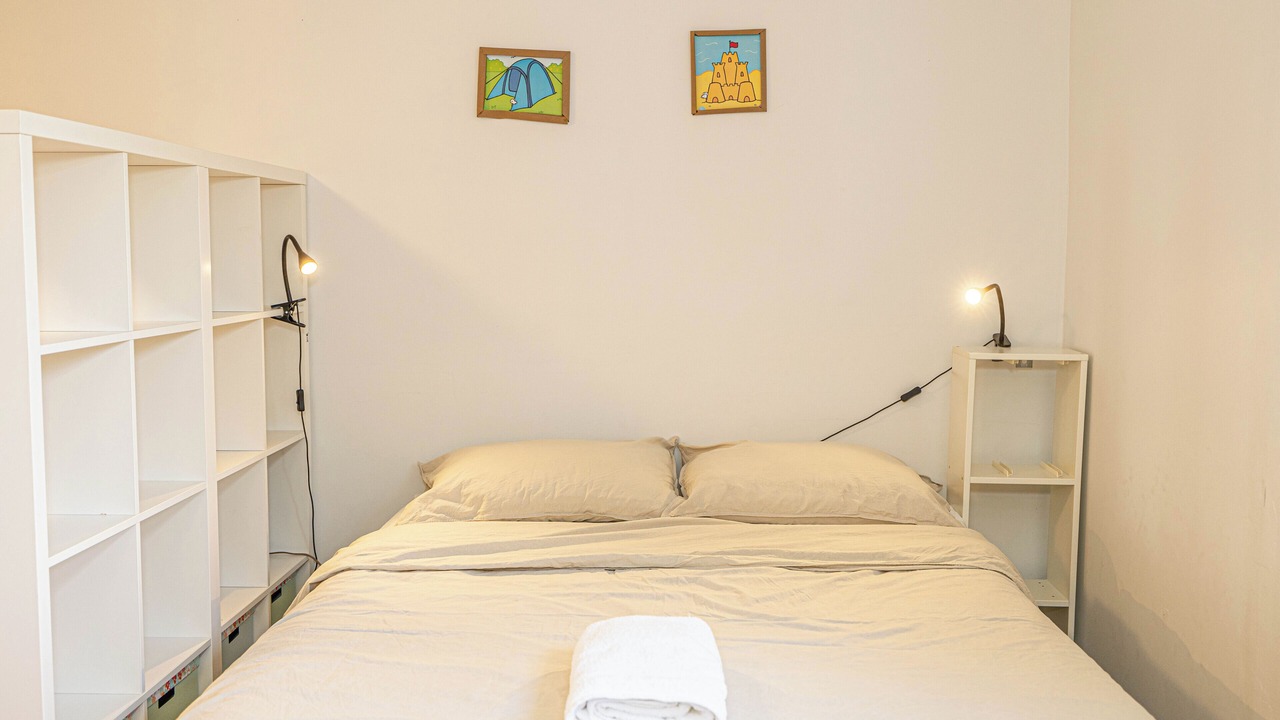 Photo of Bedroom in Nouveau-Rosemont