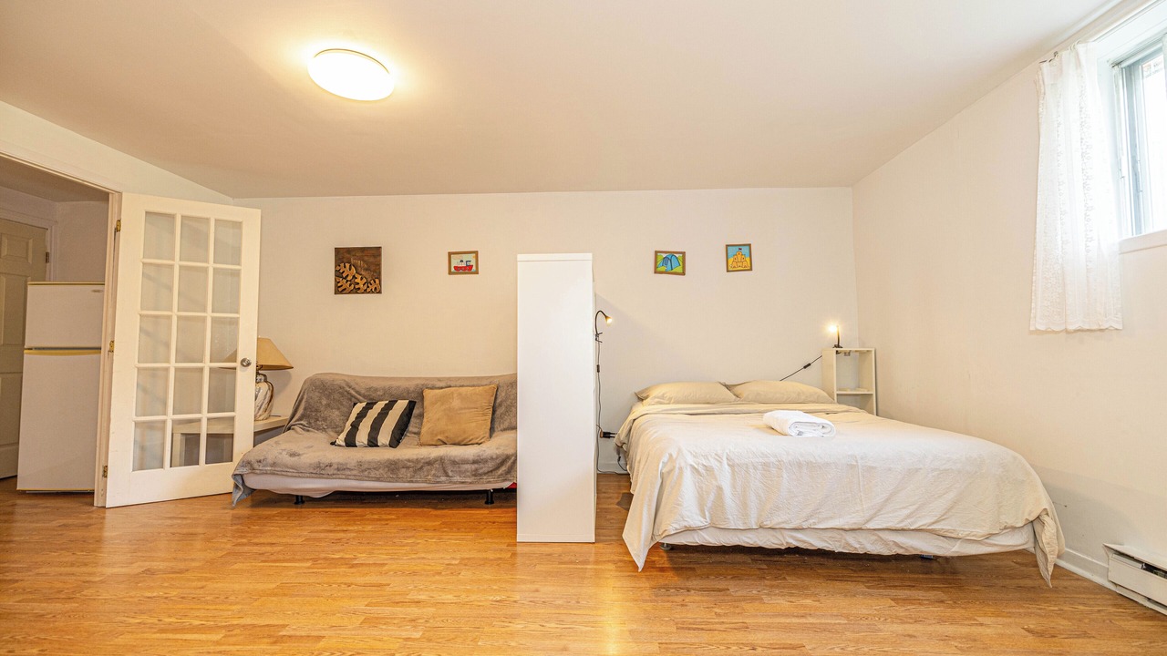 Photo of Bedroom in Nouveau-Rosemont