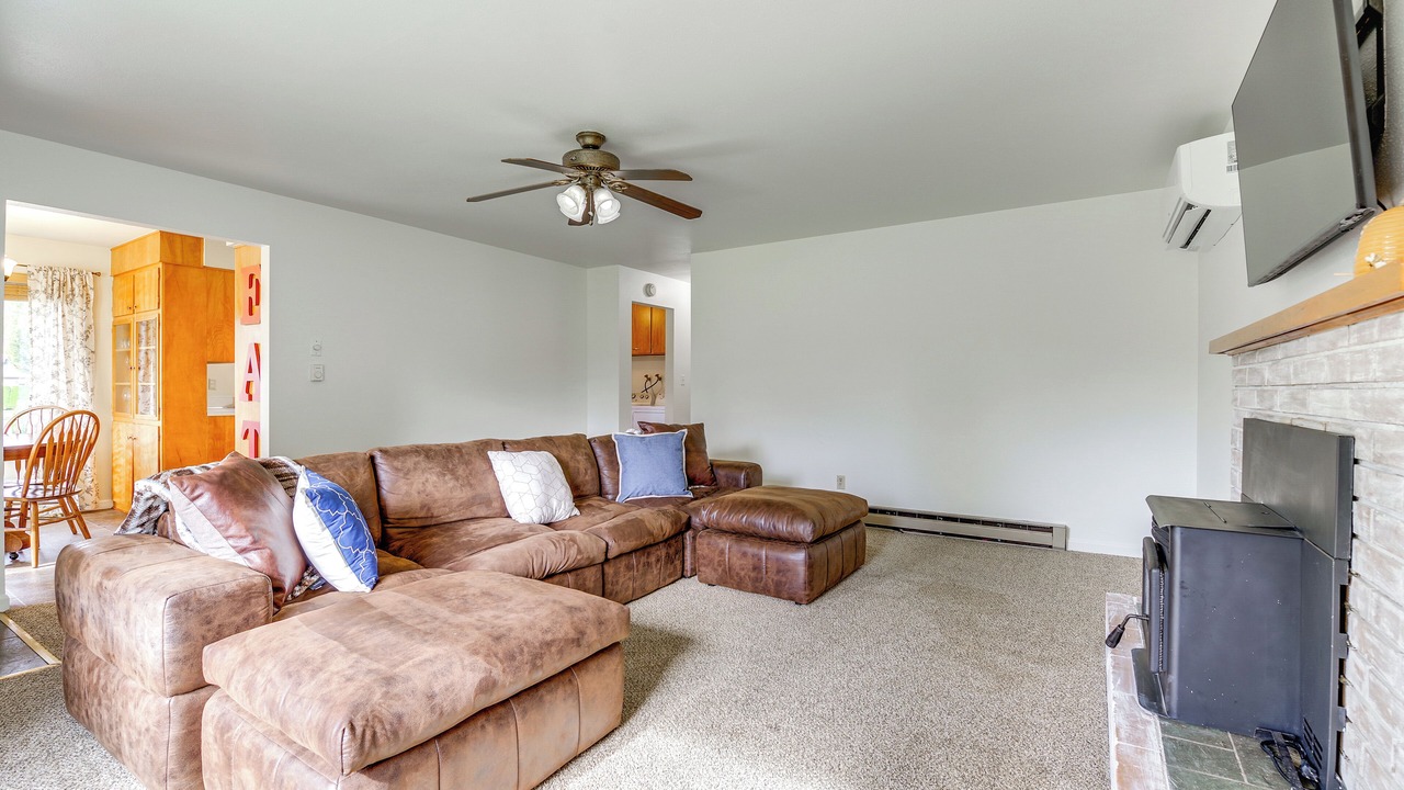 Photo of Livingroom in Carnation