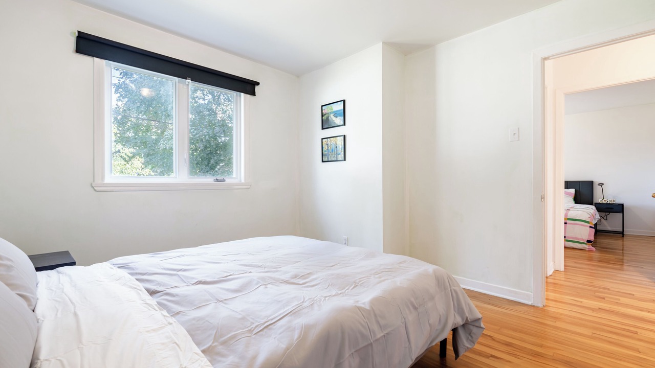 Photo of Bedroom in Saint-Hubert