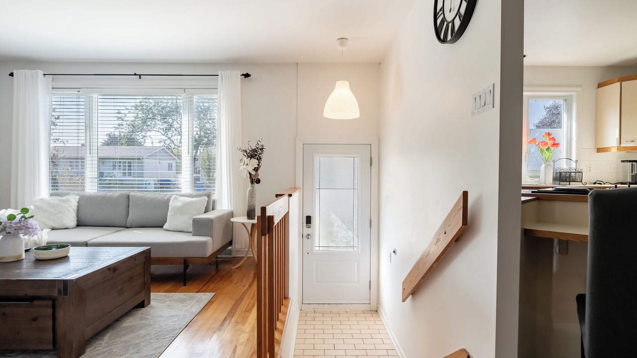 Photo of Livingroom in Saint-Hubert