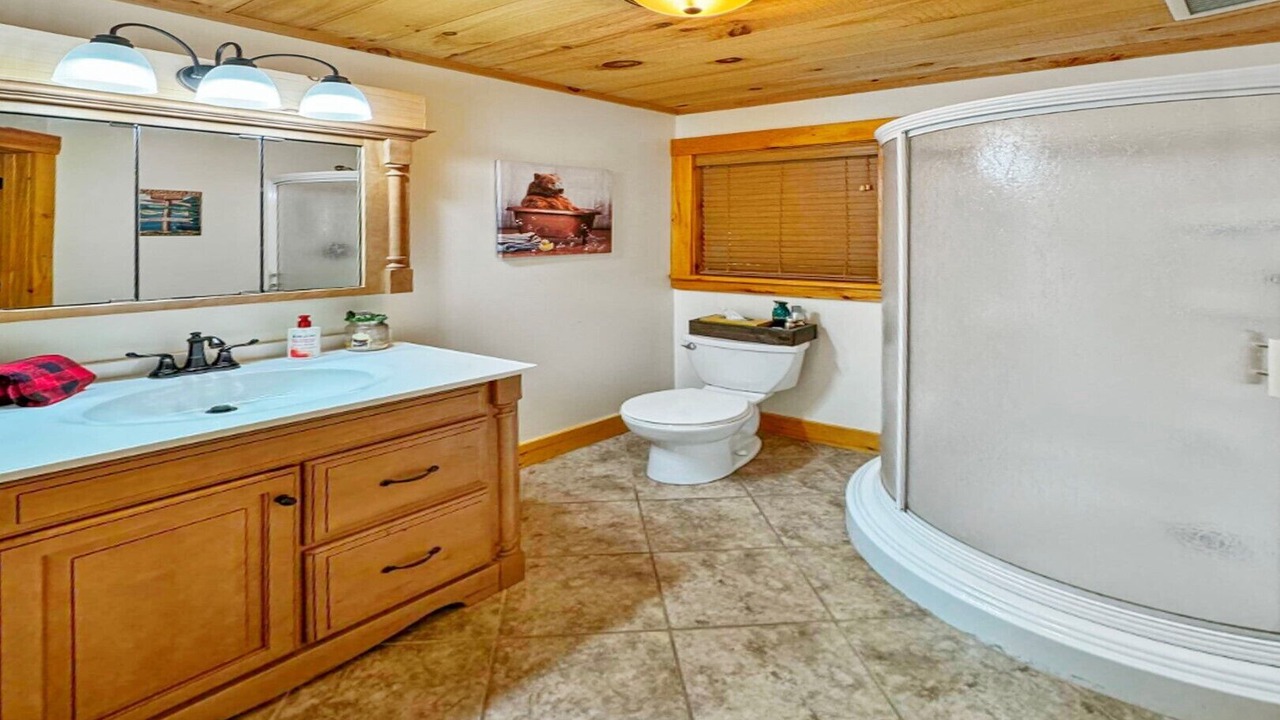 Photo of Bathroom in Town of Webb