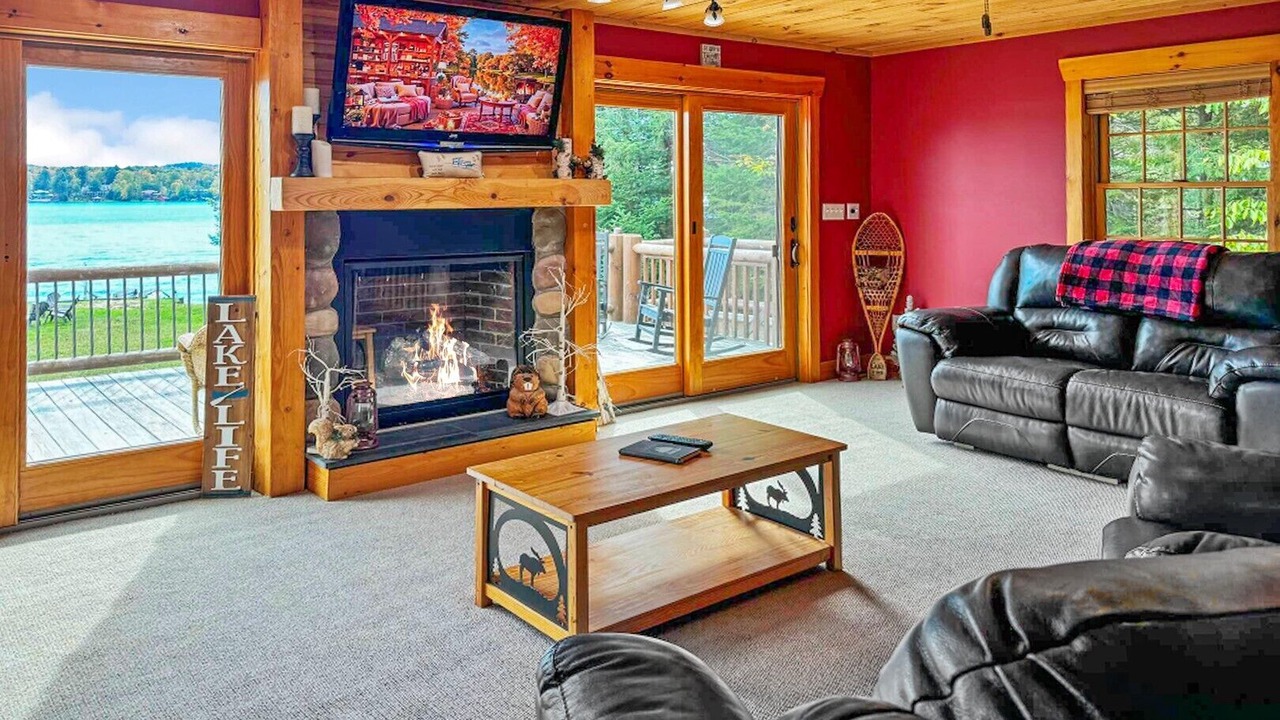 Photo of Livingroom in Town of Webb