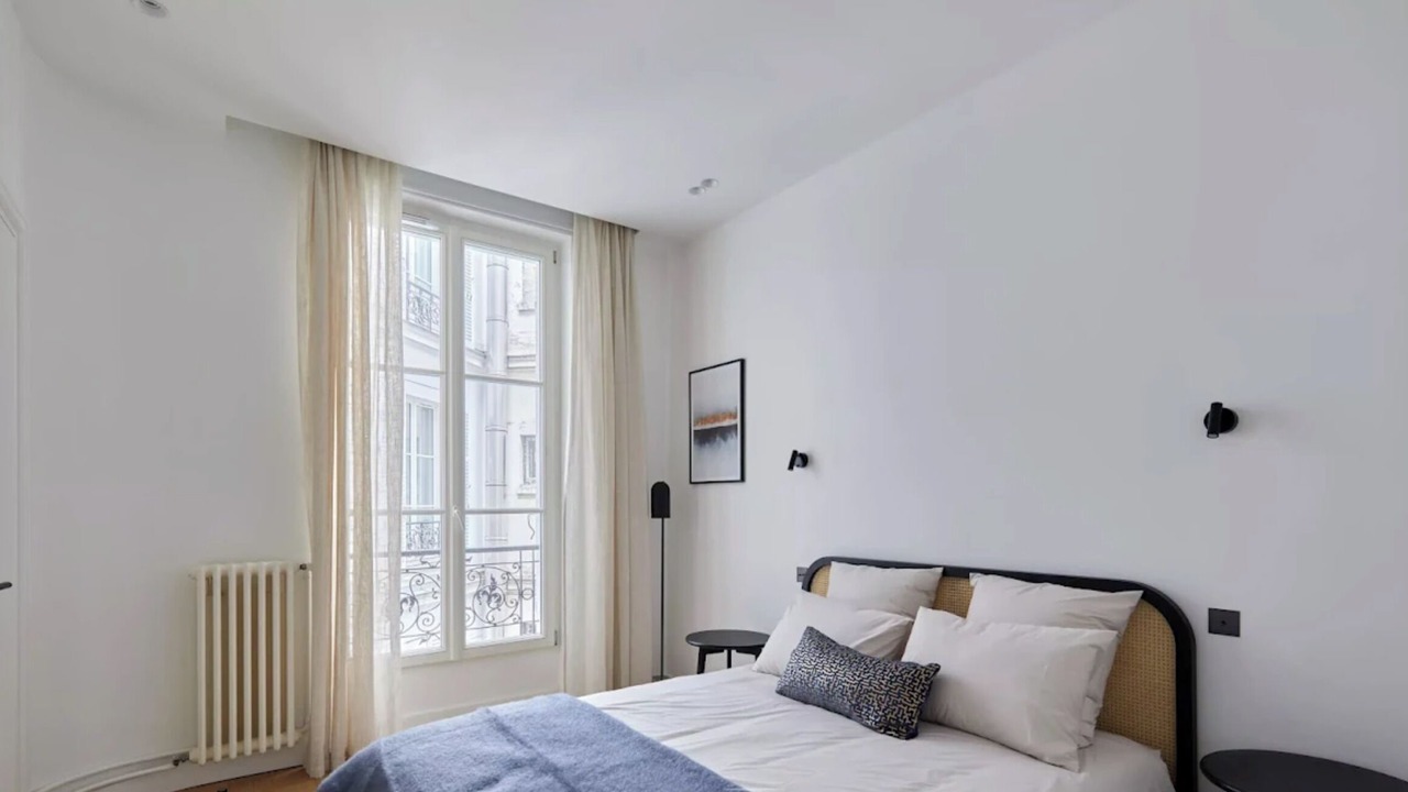 Photo of Bedroom in Batignolles
