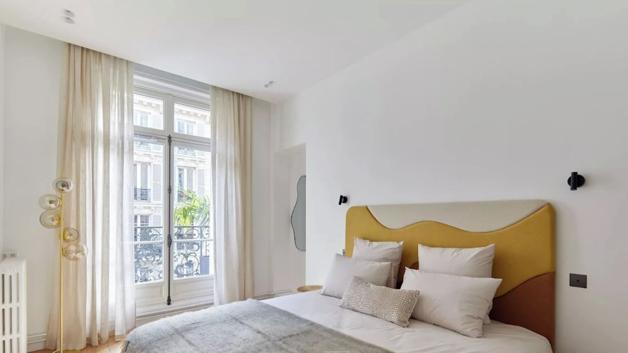 Photo of Bedroom in Batignolles