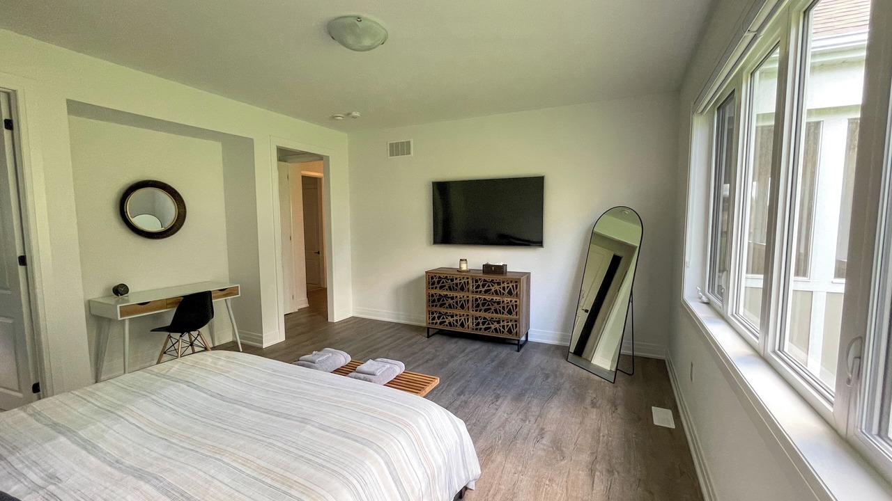 Photo of Bedroom in Bracebridge
