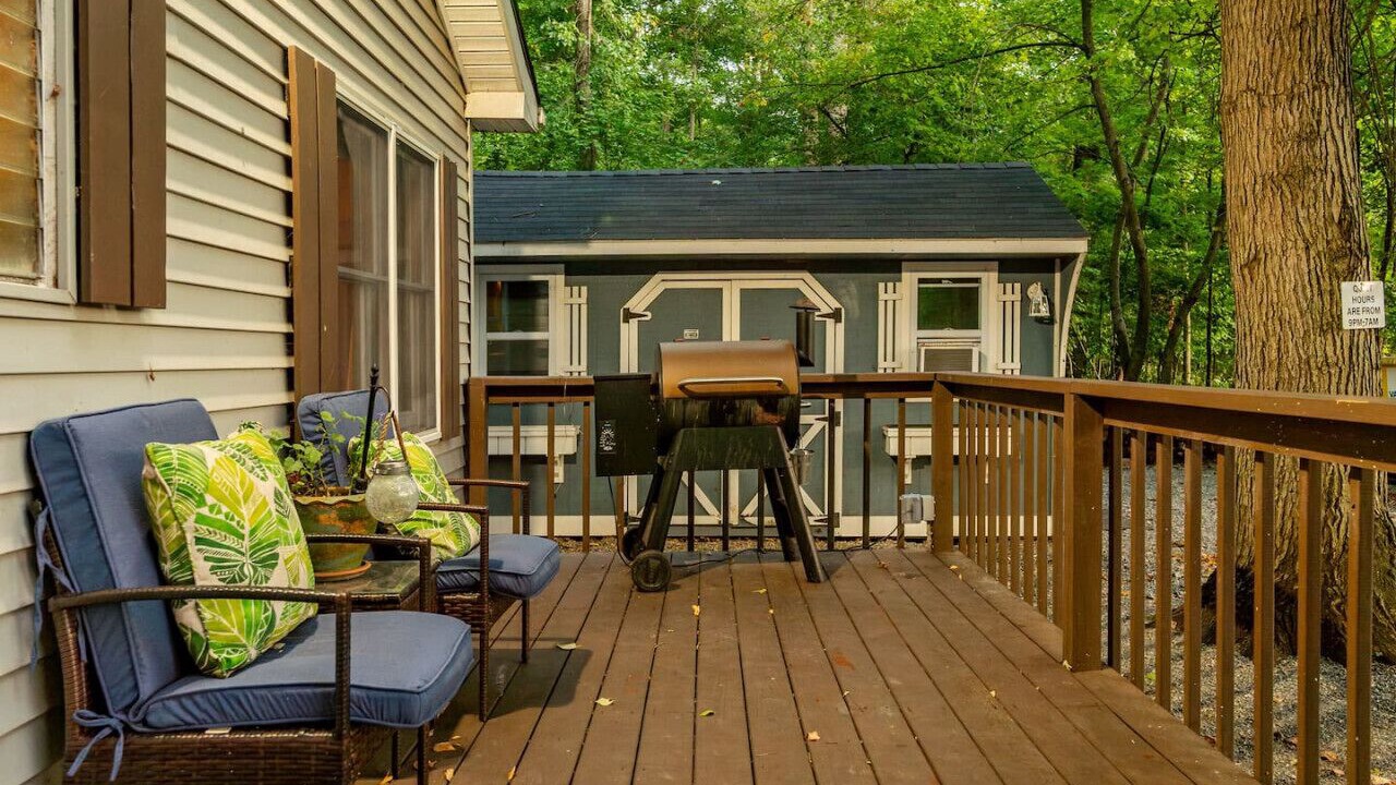 Photo of Patio Balcony in Jonestown