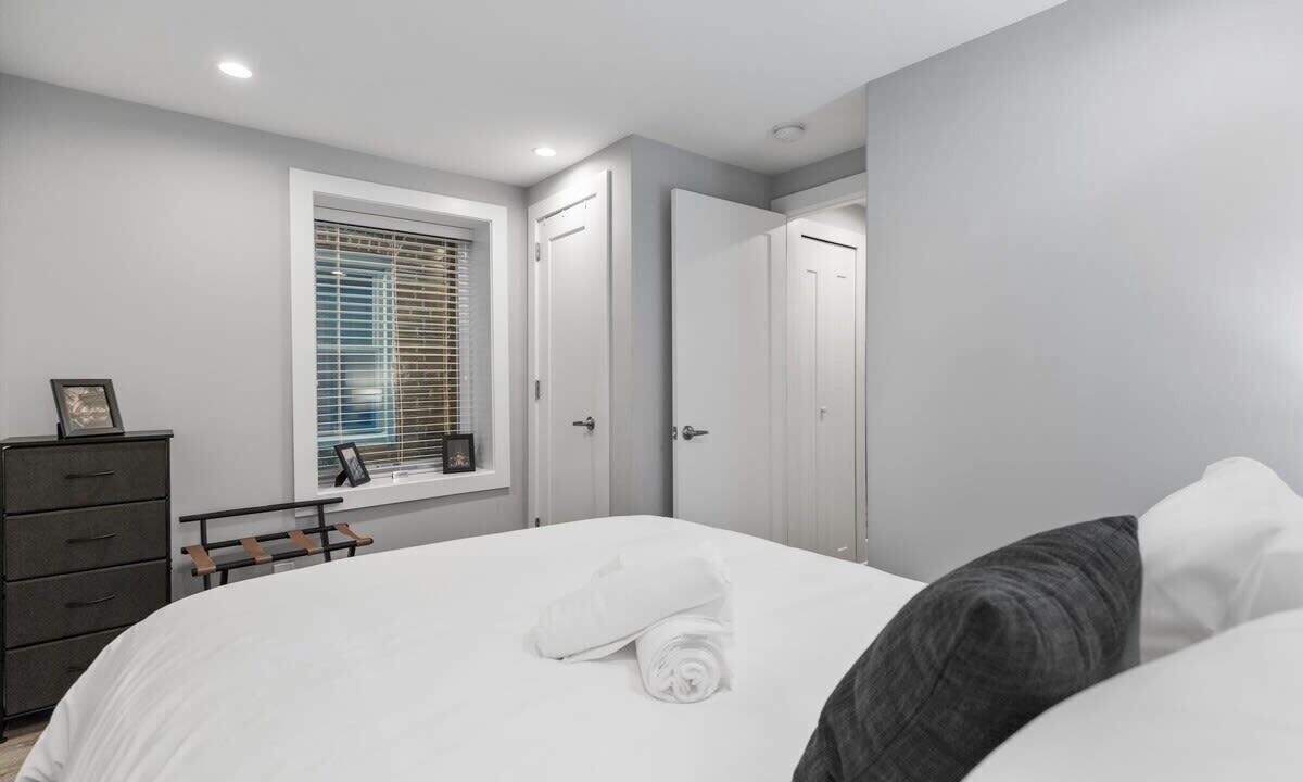 Photo of Bedroom in Bloomingdale