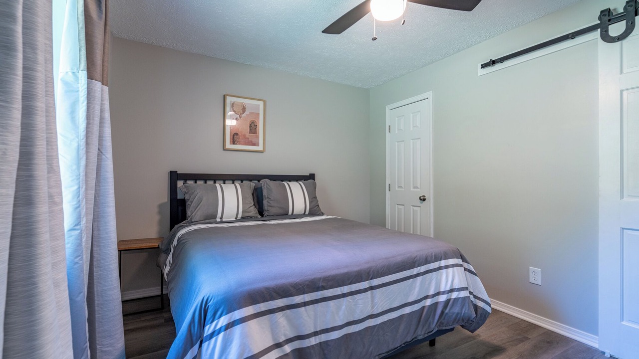 Photo of Bedroom in Calhoun