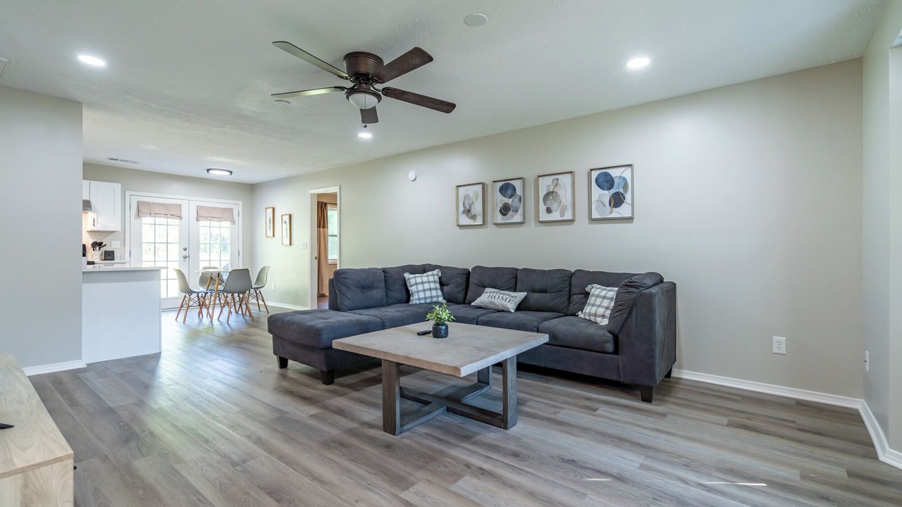 Photo of Bedroom in Calhoun