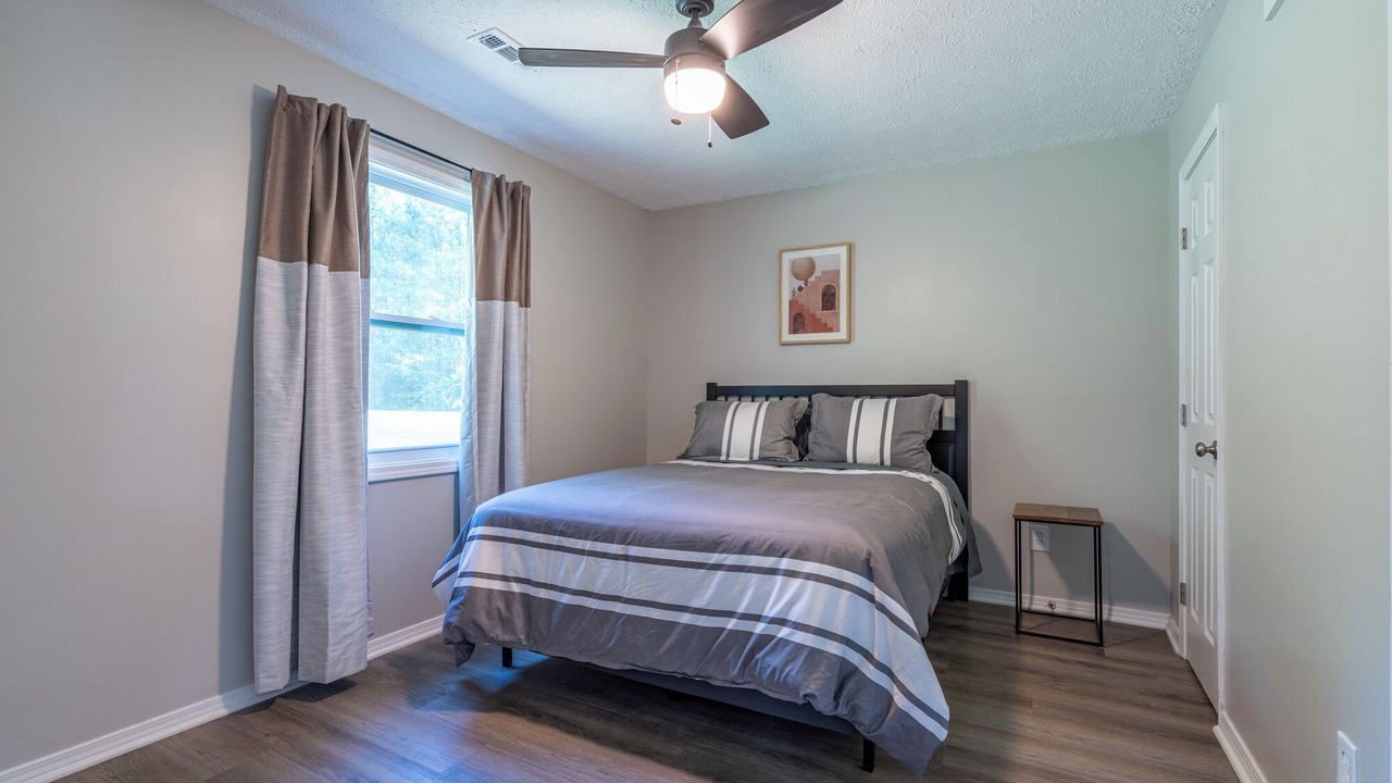 Photo of Bedroom in Calhoun