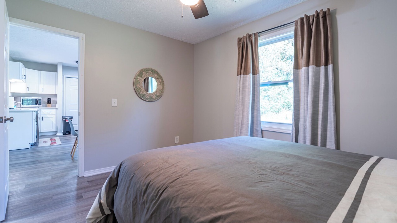 Photo of Bedroom in Calhoun