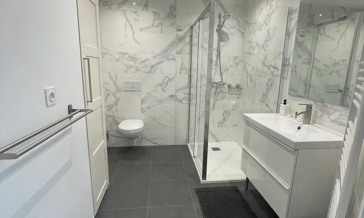 Photo of Bathroom in Saint-Pair
