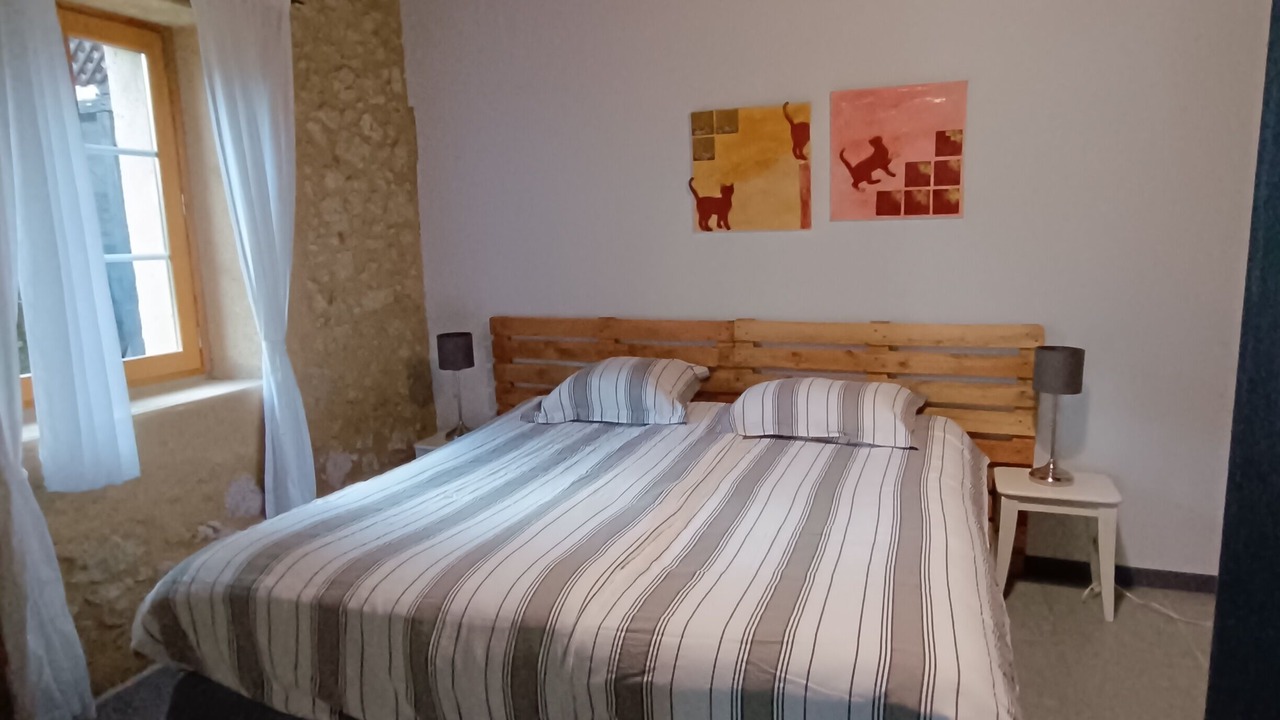 Photo of Bedroom in Moncorneil-Grazan