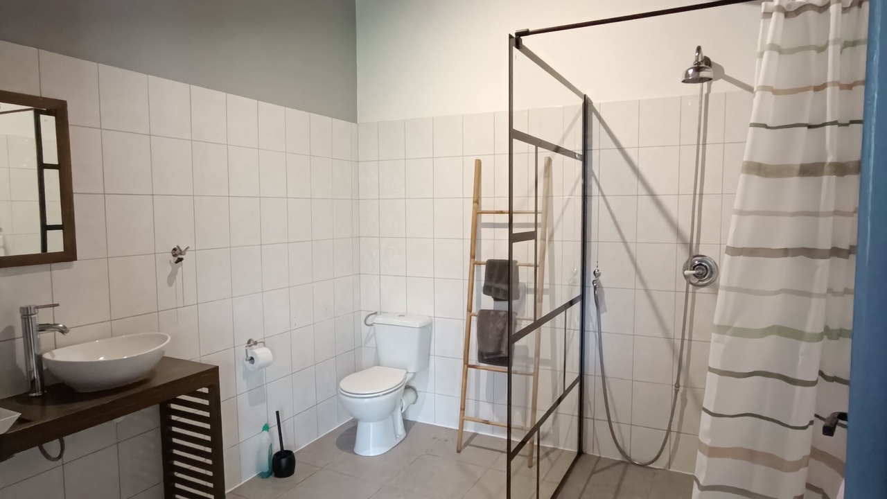 Photo of Bathroom in Moncorneil-Grazan