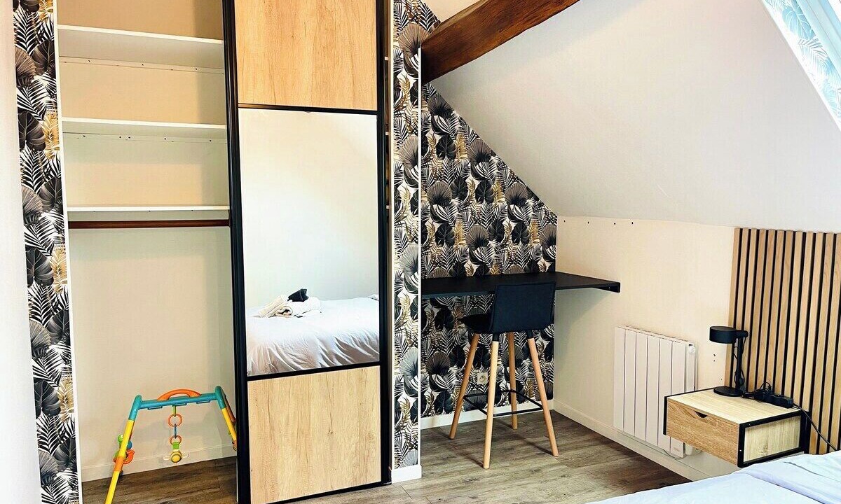 Photo of Bedroom in Saint-Hilaire-Saint-Mesmin