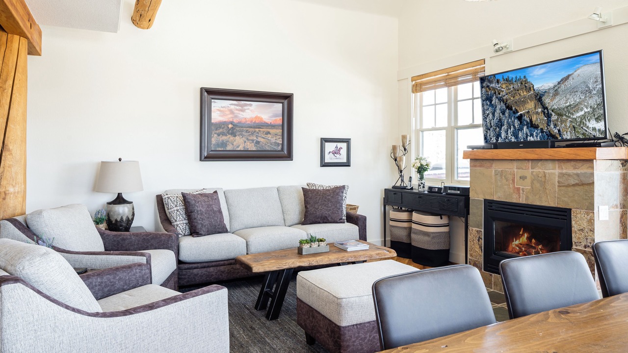 Photo of Bedroom in Saddle Ridge