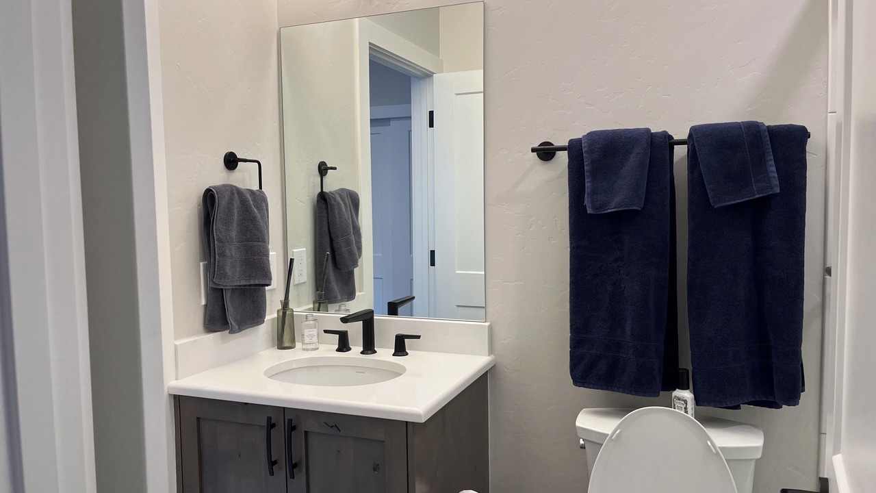 Photo of Bathroom in Rendezvous