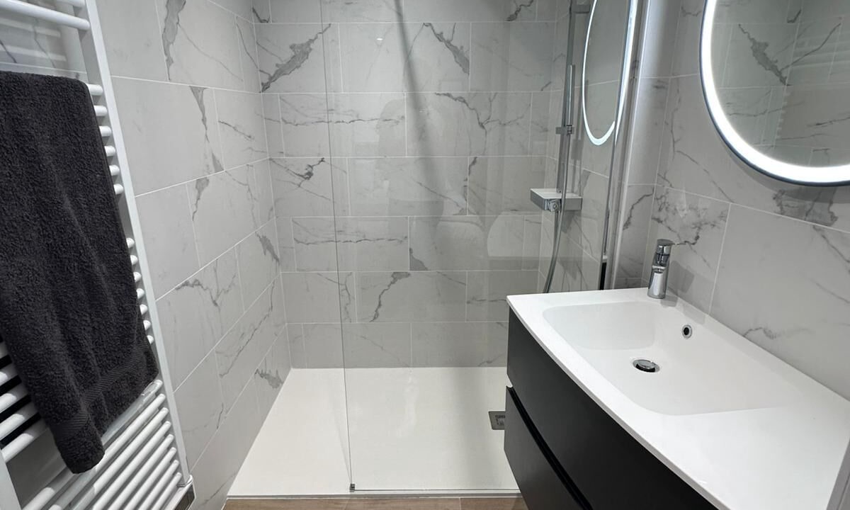 Photo of Bathroom in Baulon