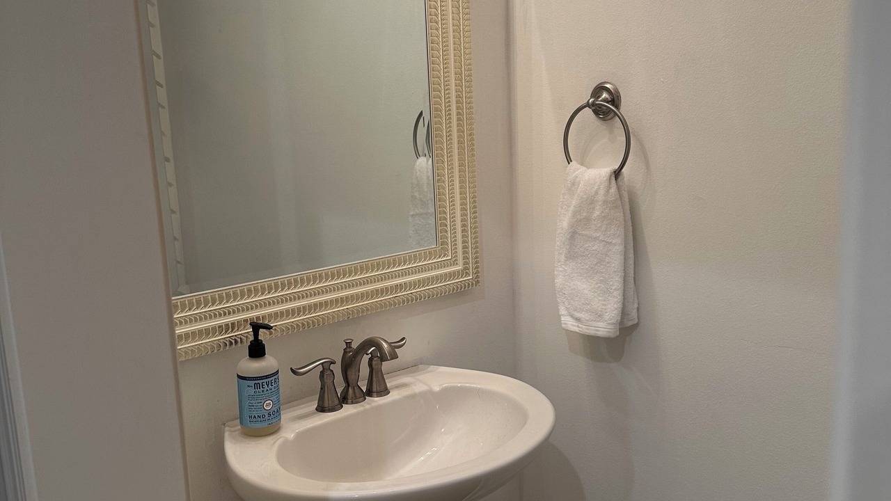 Photo of Bathroom in Gonzales