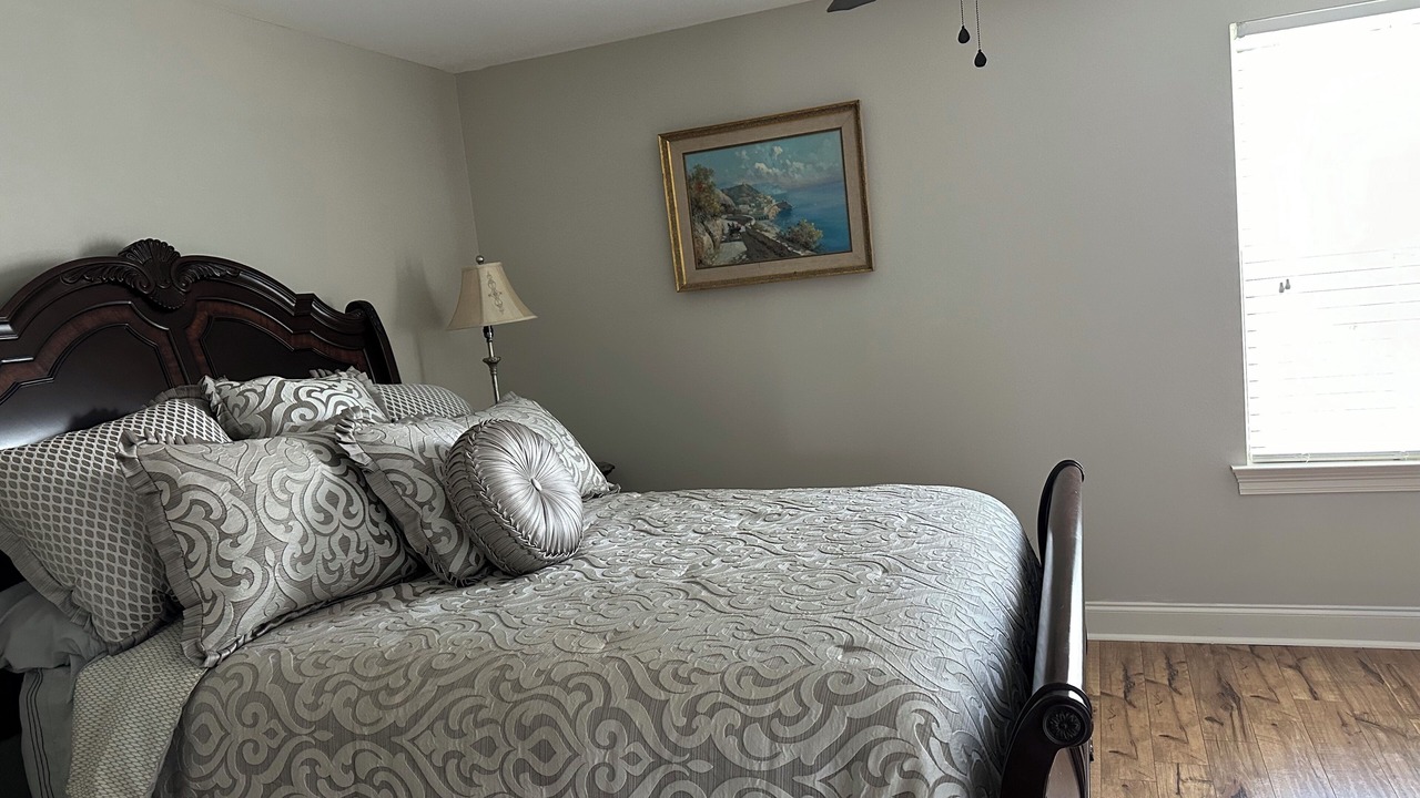 Photo of Bedroom in Gonzales