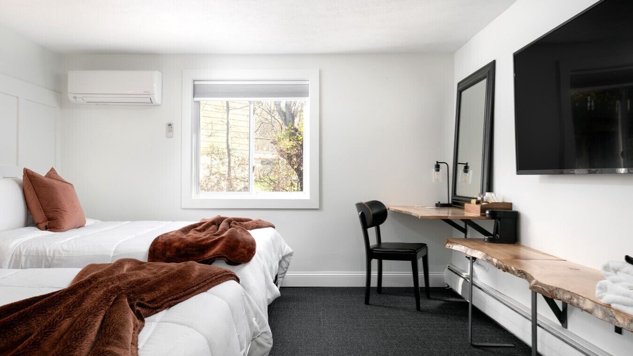 Photo of Bedroom in Ellicottville