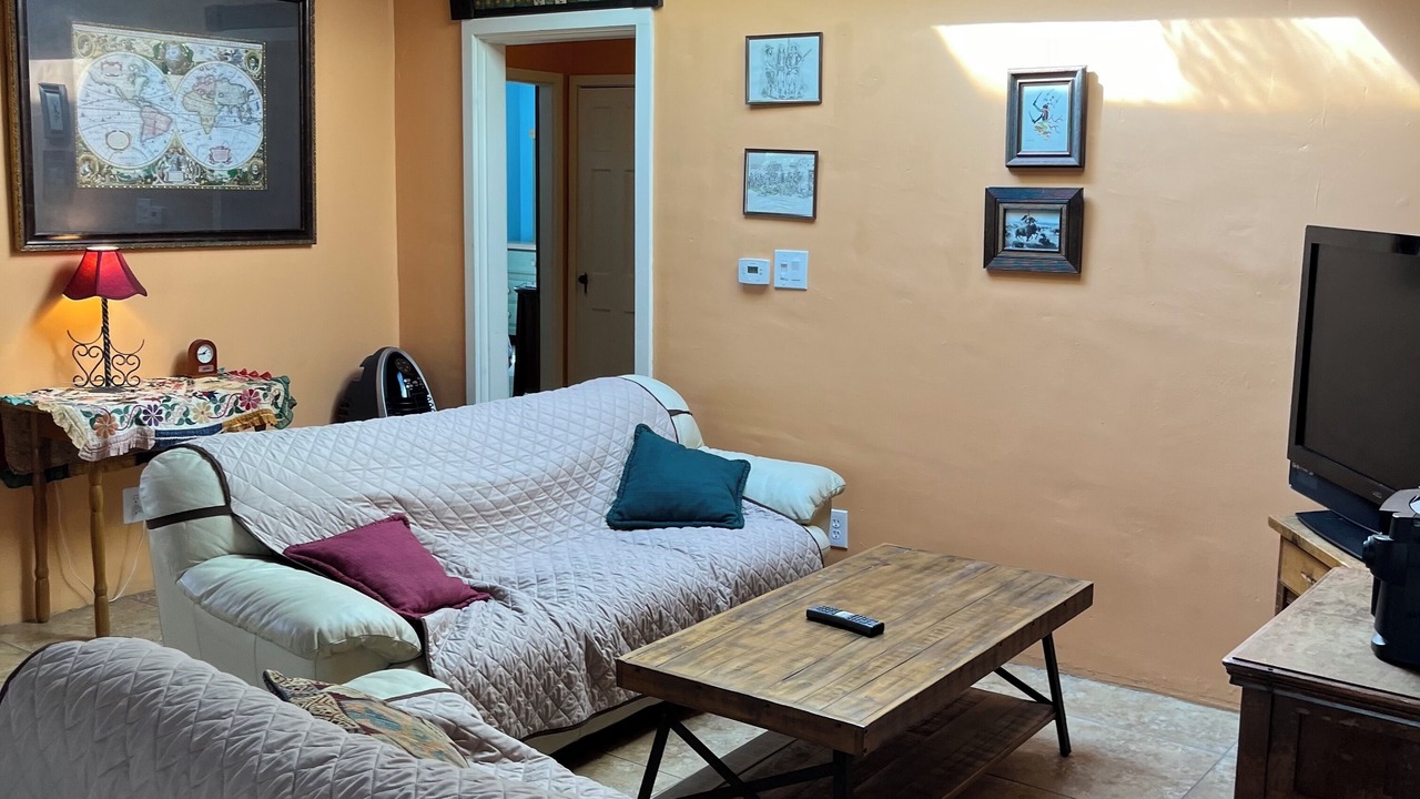 Photo of Livingroom in Northeast Santa Fe
