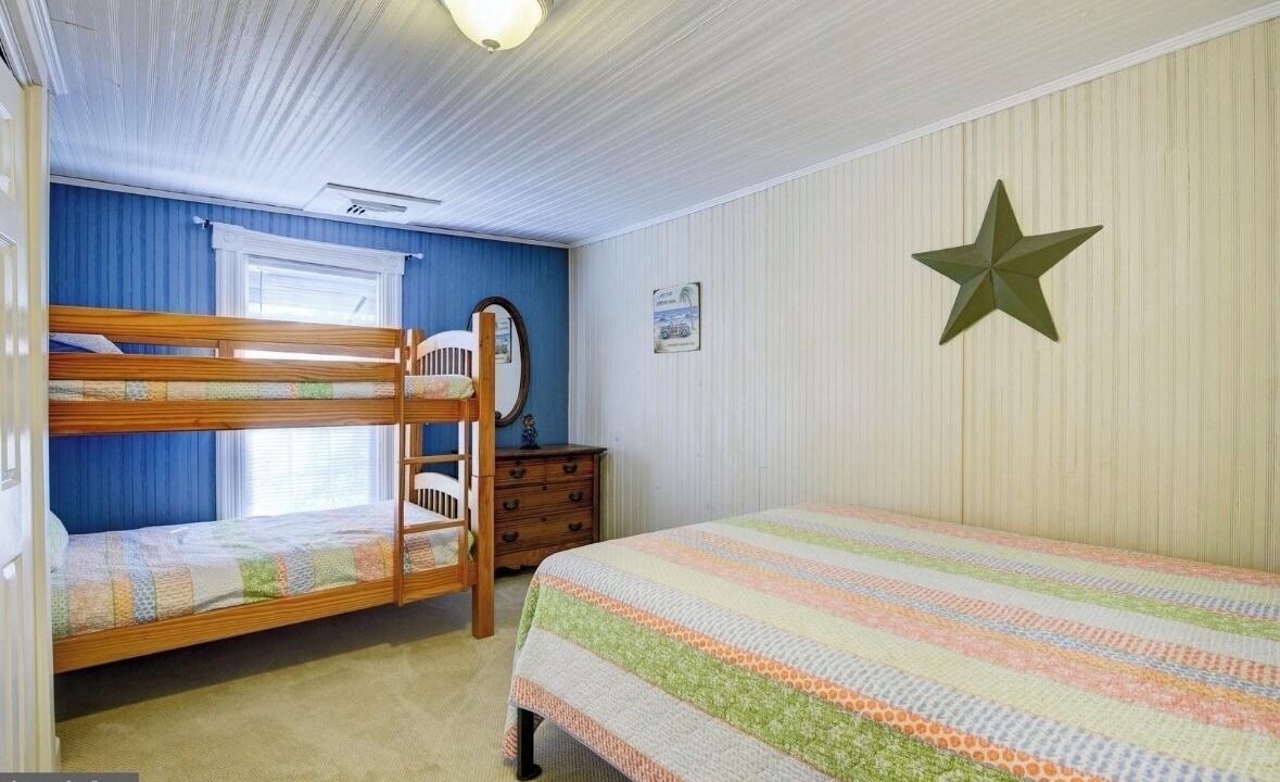 Photo of Bedroom in Colonial Beach
