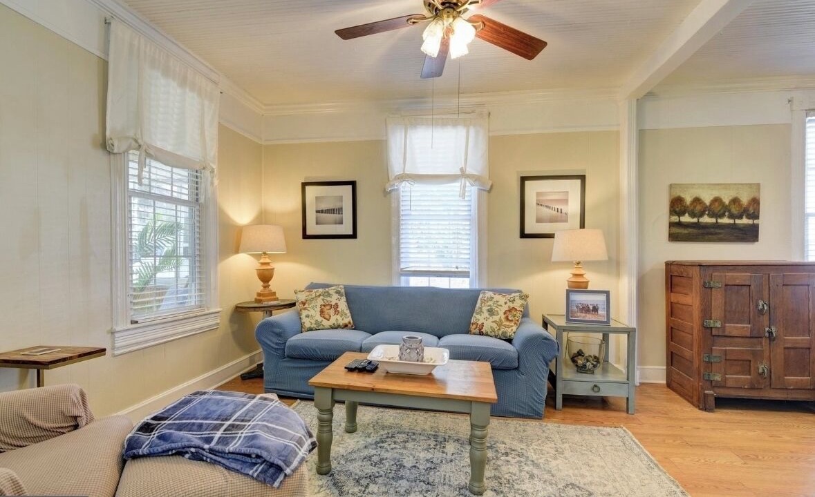 Photo of Bedroom in Colonial Beach