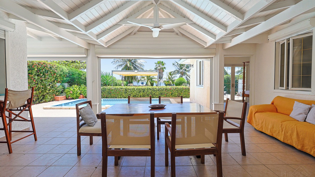 Photo of Outdoor in Nettle Bay