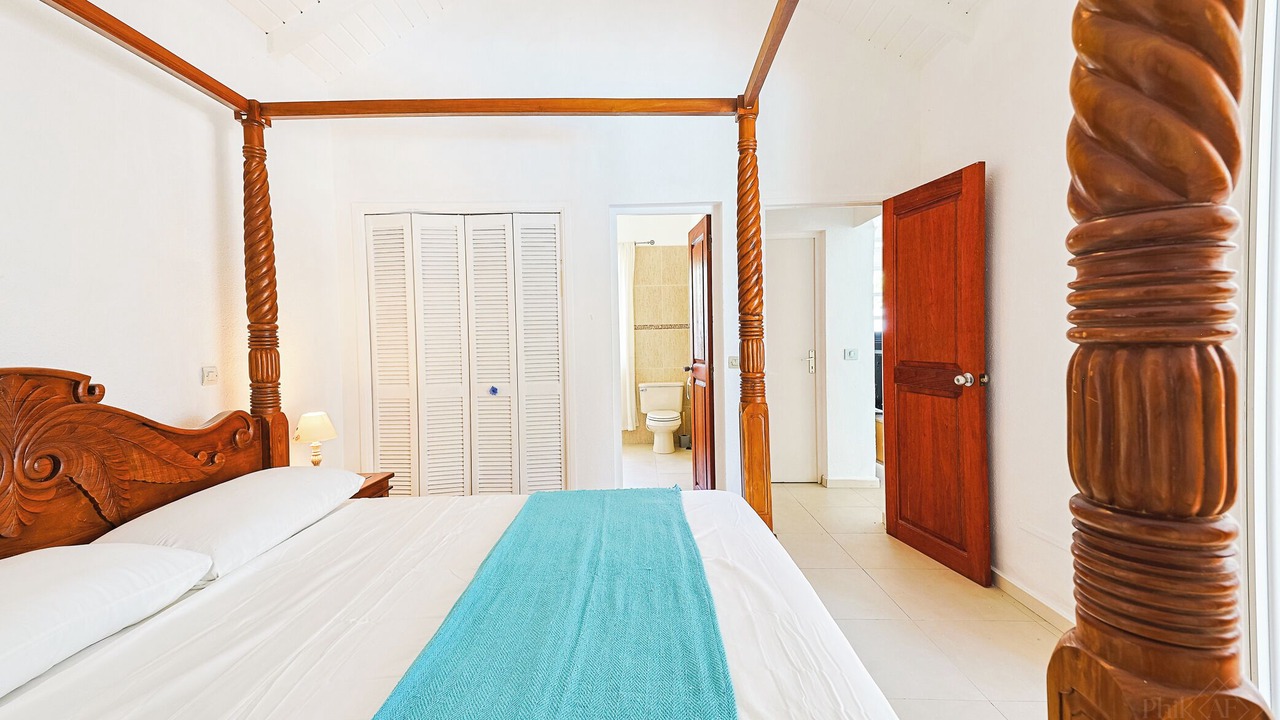 Photo of Bedroom in Nettle Bay