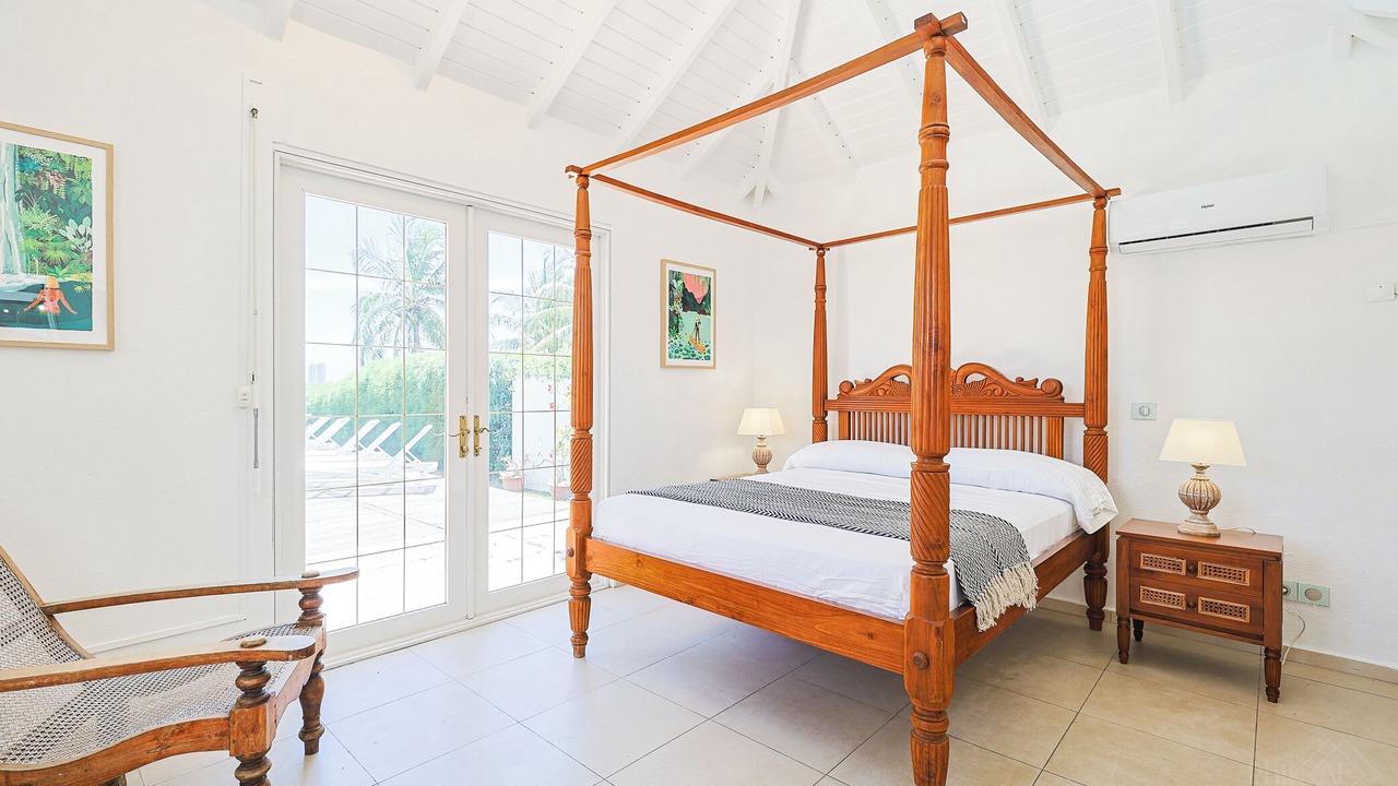 Photo of Bedroom in Nettle Bay