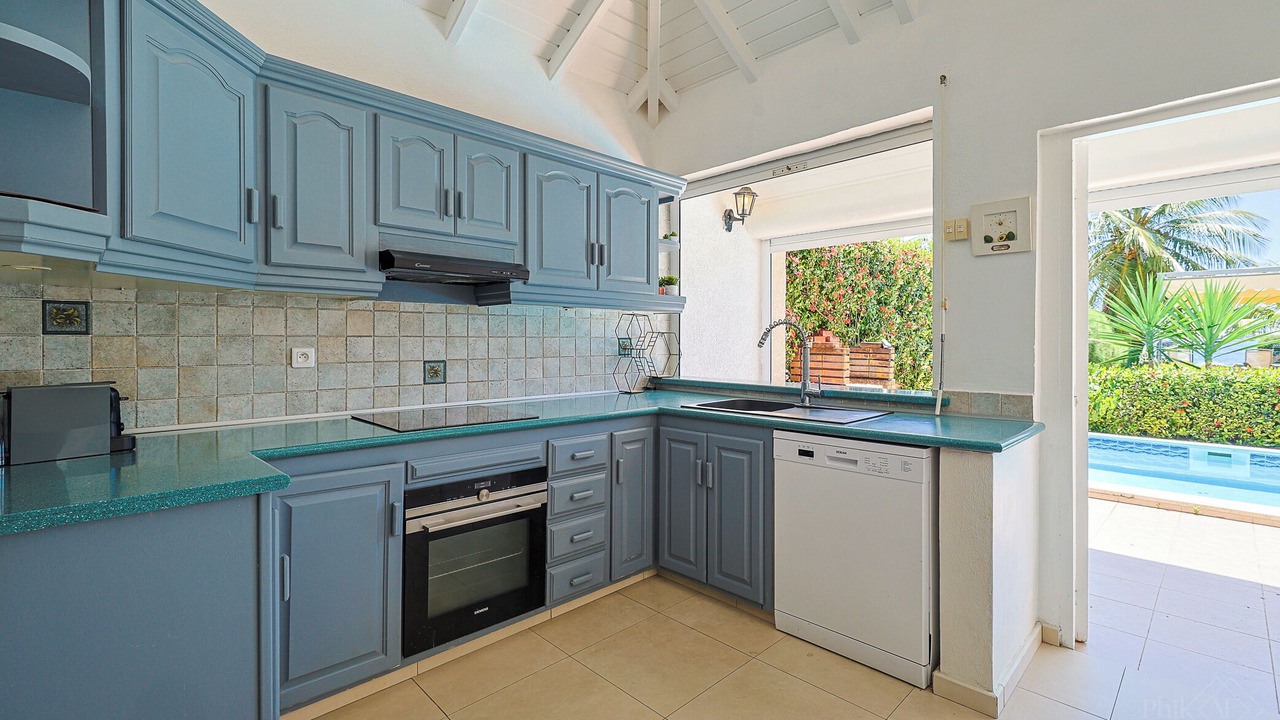 Photo of Kitchen in Nettle Bay
