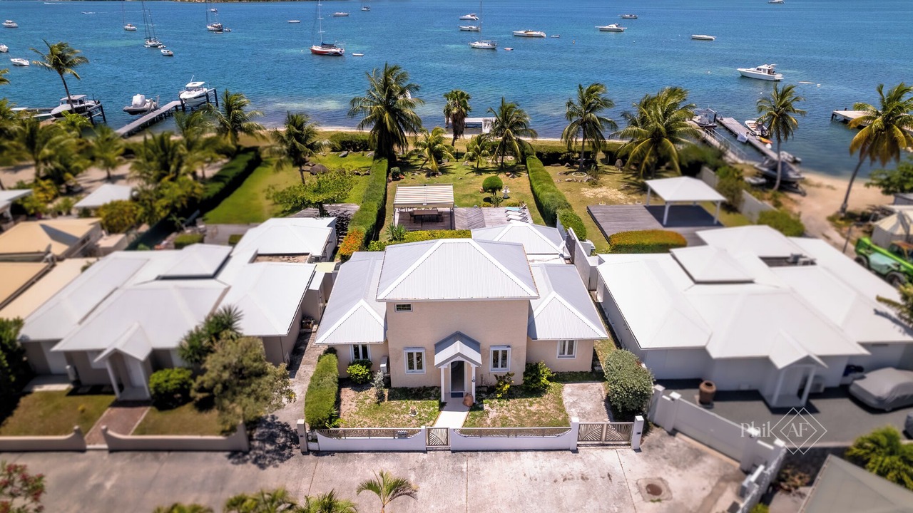 Photo of Outdoor in Nettle Bay